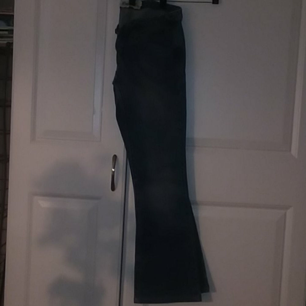Jeans - Picture 2 of 4